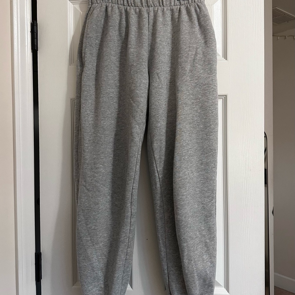 Brandy Melville Gray Rosa Sweatpants